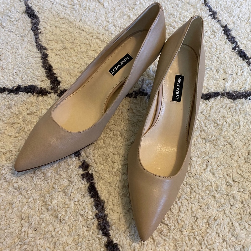 Heels - Picture 2 of 6